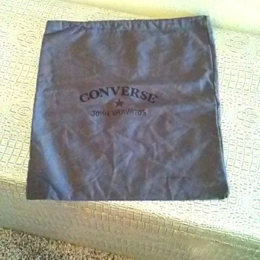 Converse Limited Edition Shoe  Dust Bags/Covers - Picture 2 of 4